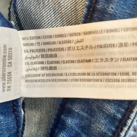 💙GREAT CONDITION | Abercrombie & Fitch | Size 27/4R - Picture 6 of 9
